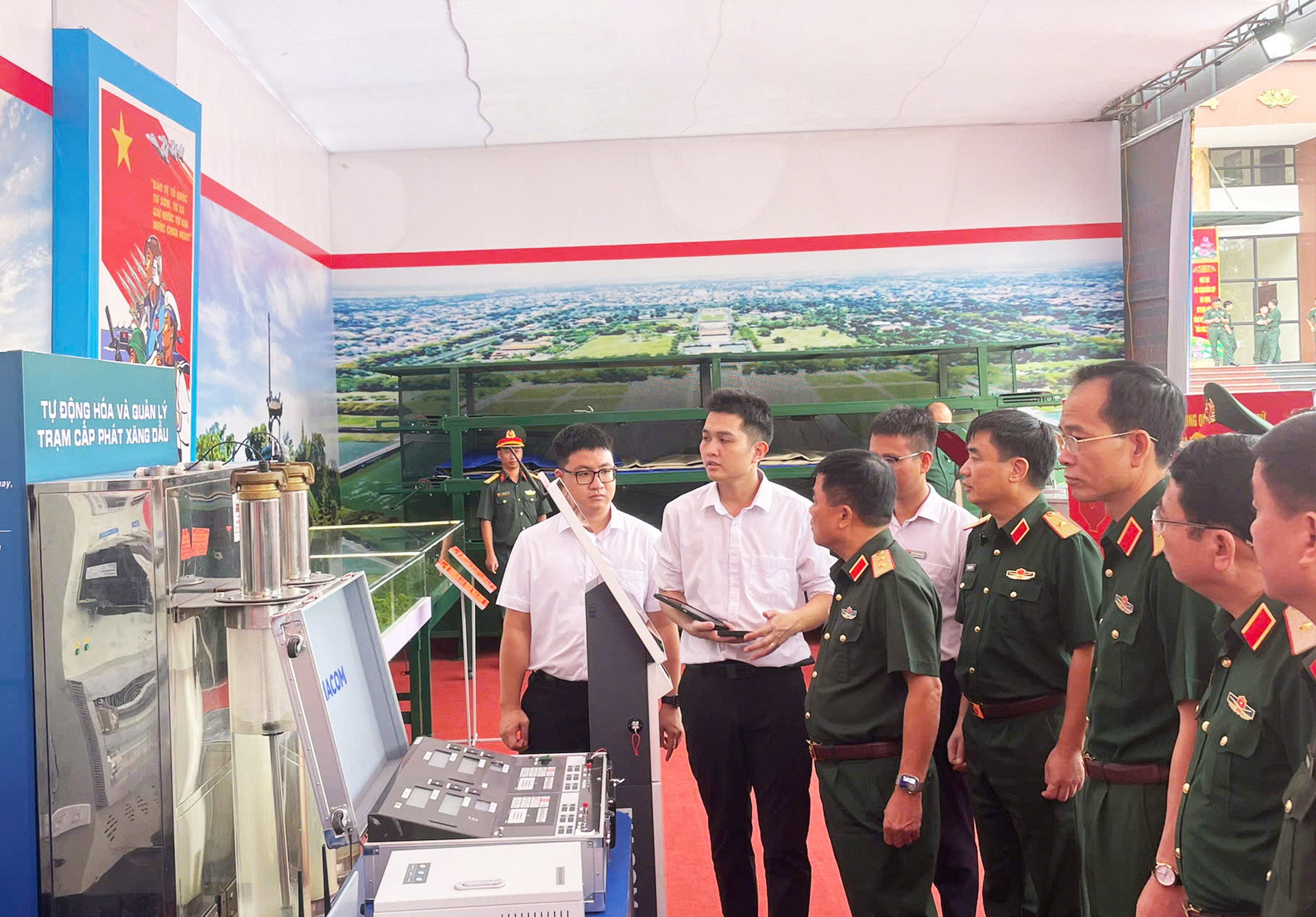 Khăng định năng lực cung cấp công nghệ cho lĩnh vực hậu cần quốc phòng