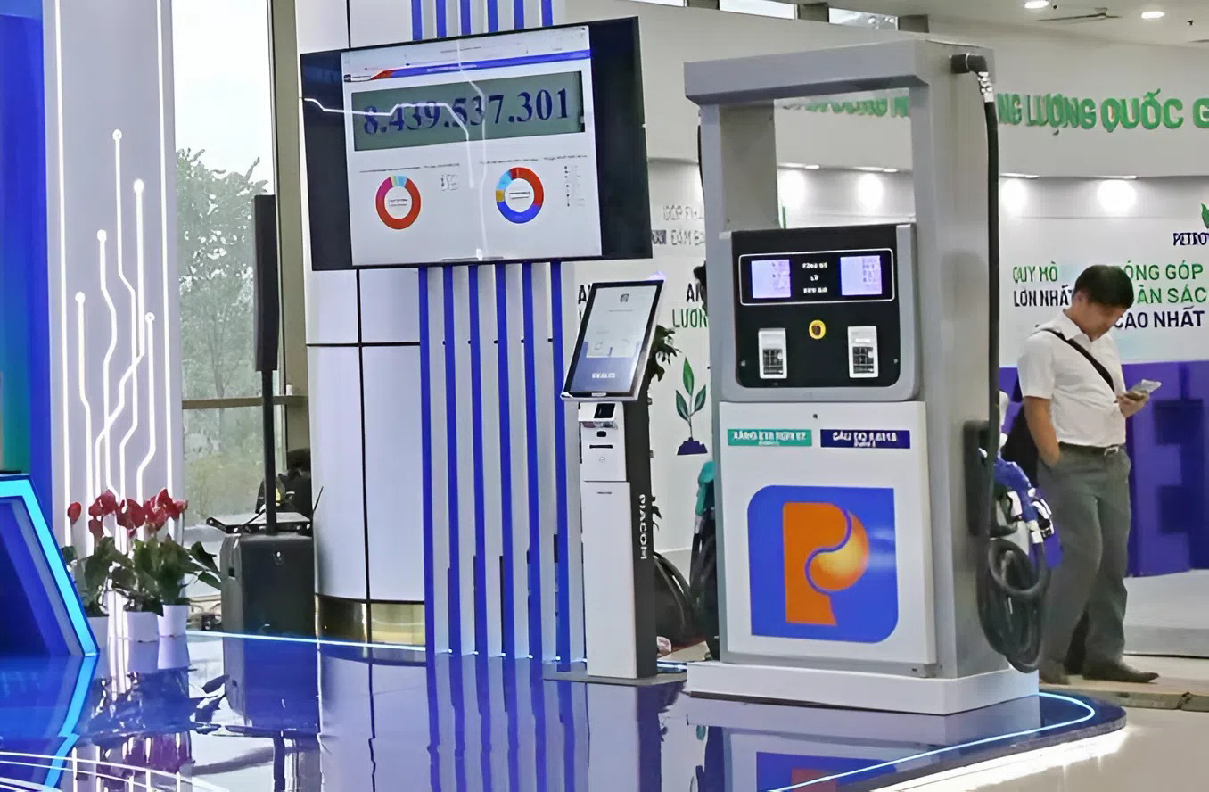 Giải pháp bán hàng xăng dầu tự động (PIACOM) tại gian hàng Petrolimex