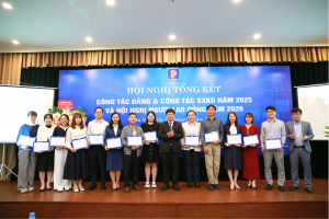 Tặng thưởng Giấy khen Công ty